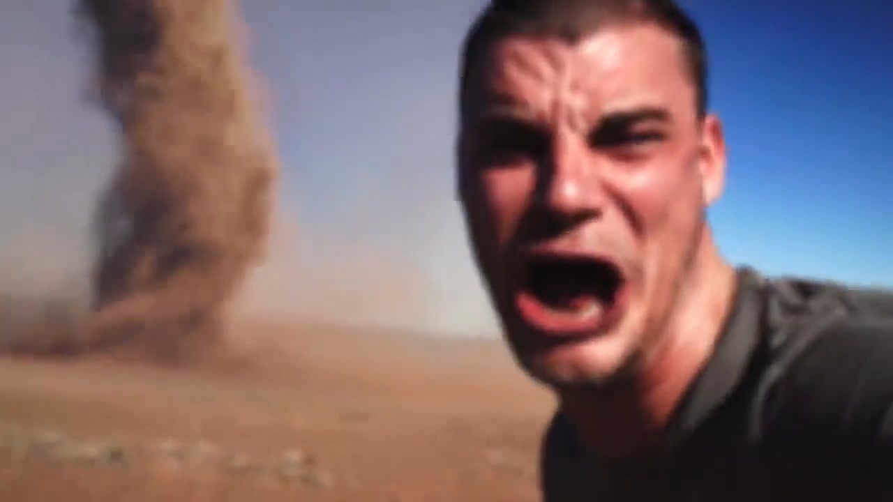 Crazy Guy Runs Into Outback Tornado To Sing FREEDOM DiVE↓